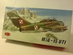 1:72 MiG-15 UTI